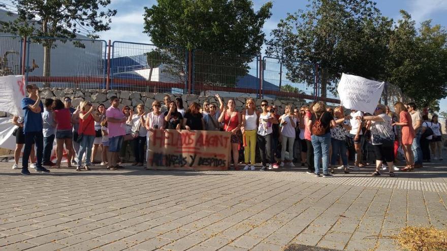 Nueva protesta de trabajadores de Helados Alacant