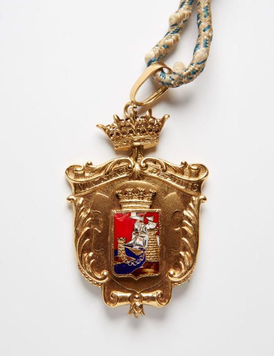 Algunas de las medallas donadas por Manuel Arregui.