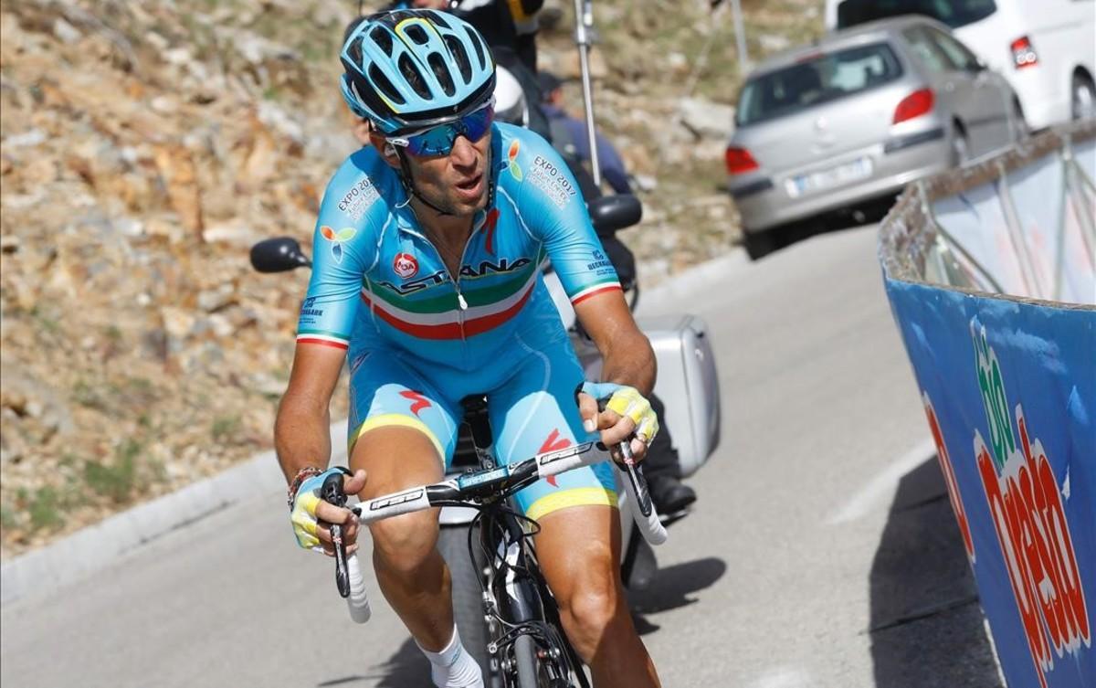 segea34072287 italy s vincenzo nibali rides during the 20th stag160528174617