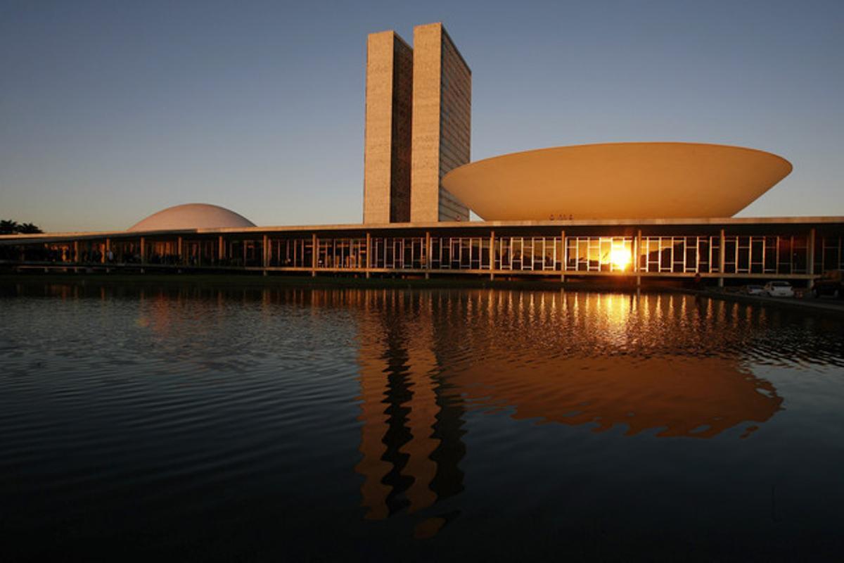 Congreso Nacional de Brasil, edificio por Óscar Niemeyer.