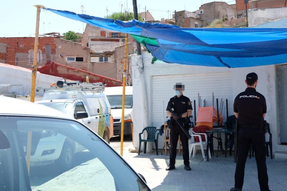 Redada antidroga de la Policía Nacional en el barrio de La Tafalera en Elda.