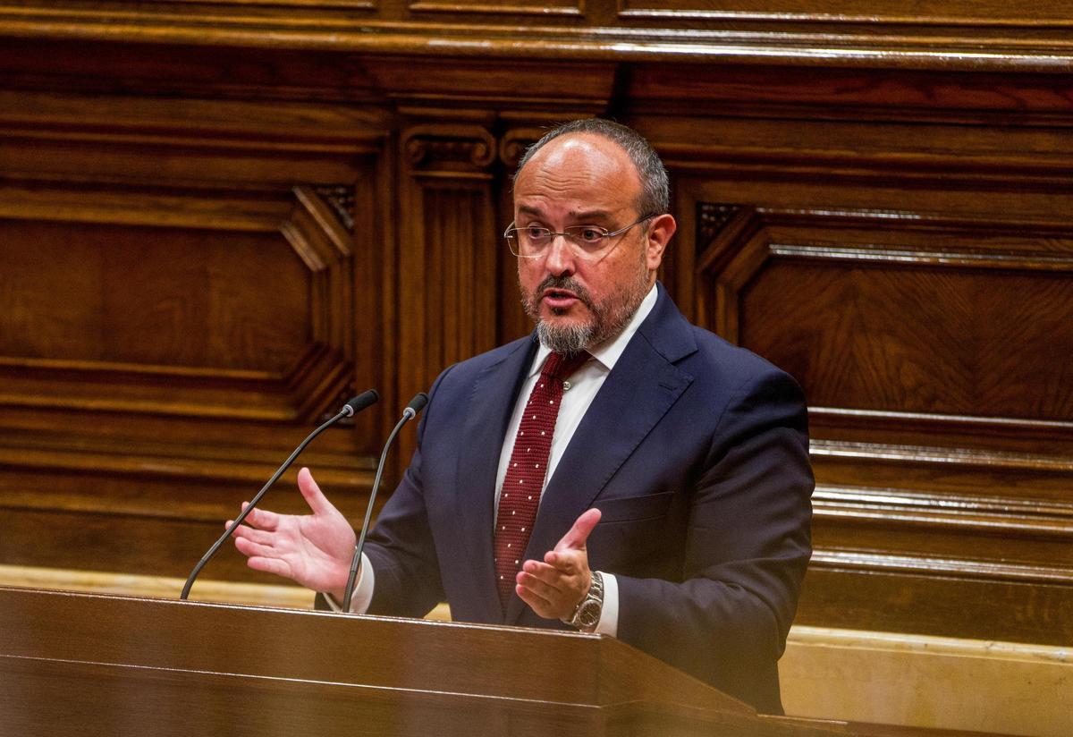 Pleno del Parlament para la investidura de Salvador Illa, intervención de Alejandro Fernández (PP)