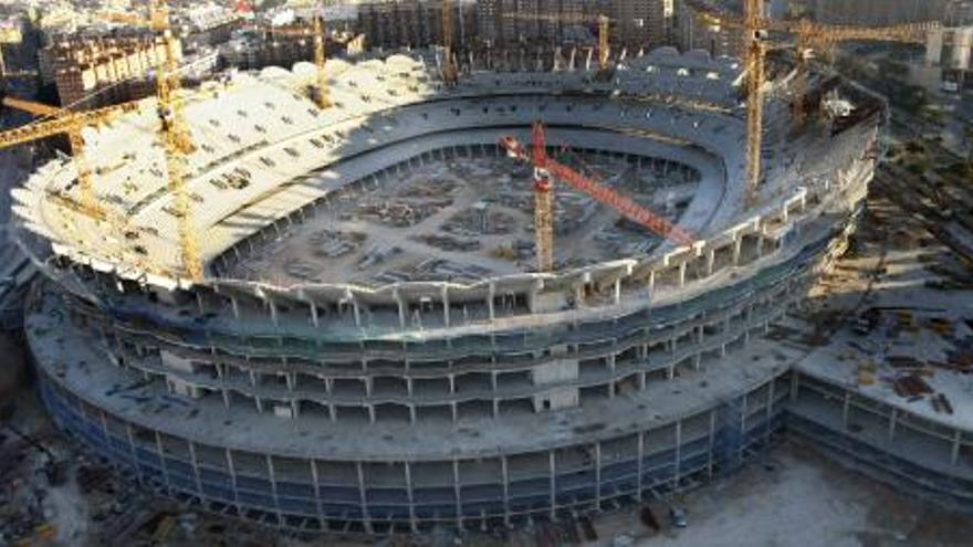 Obras del nuevo estadio de Mestalla.