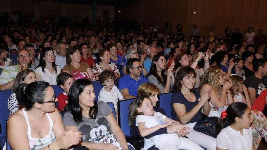 El Pérez Viondi celebra su festival de fin de curso con funciones para padres