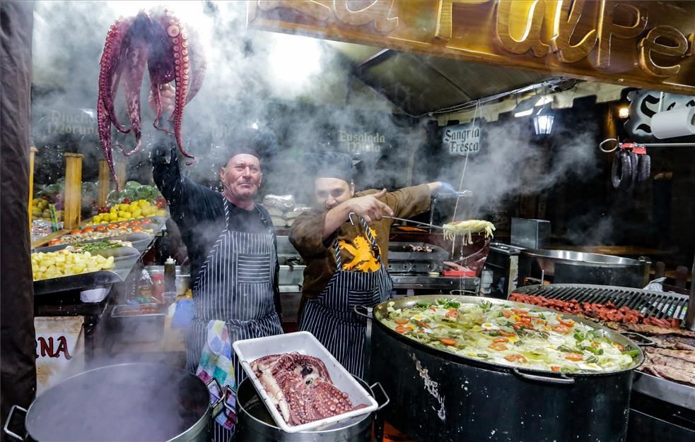 Las imágenes del arranque del Mercado Medieval de las Tres Culturas en Cáceres