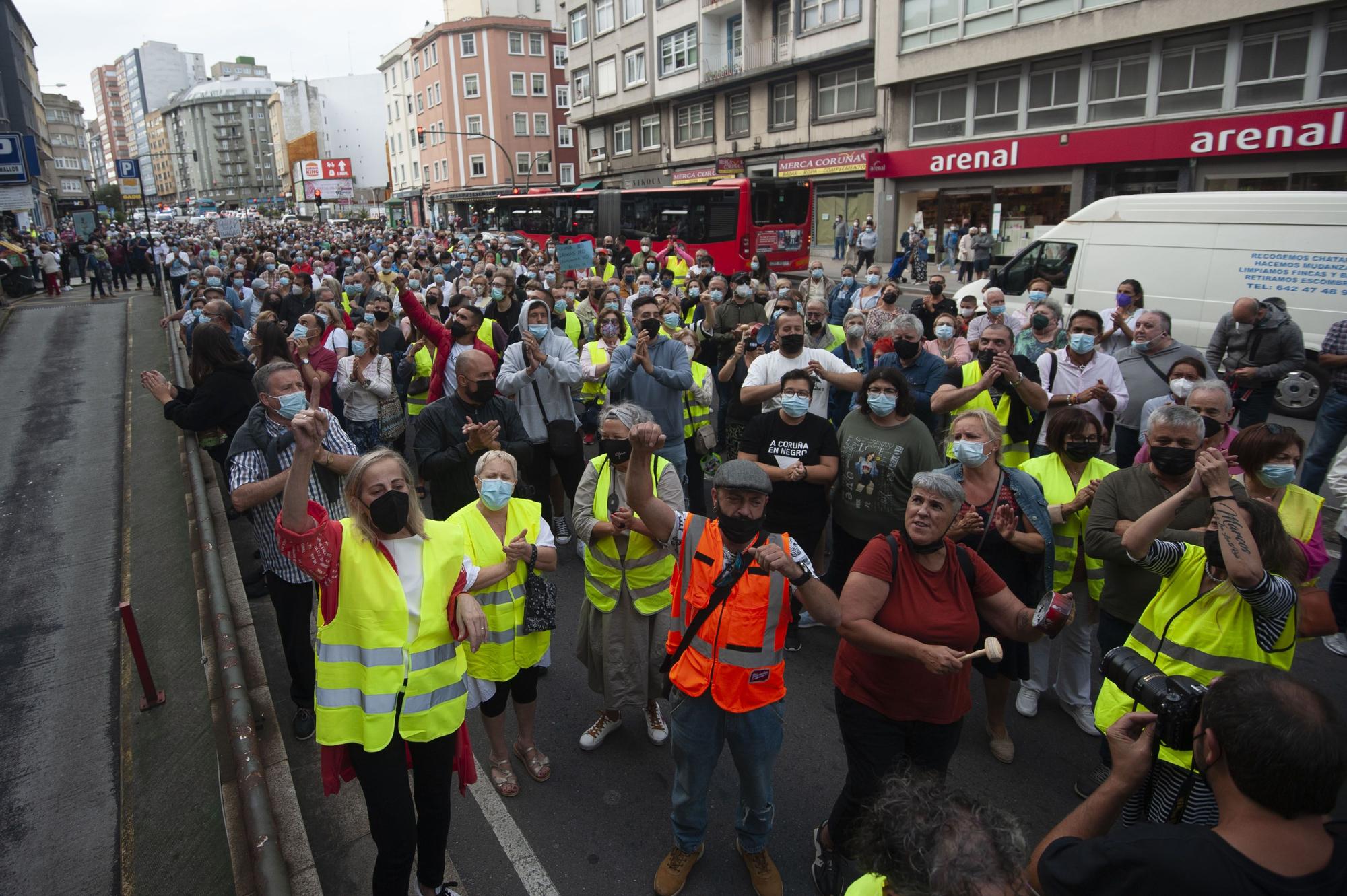 Os Mallos se lanza a la calle para denunciar “inseguridad”