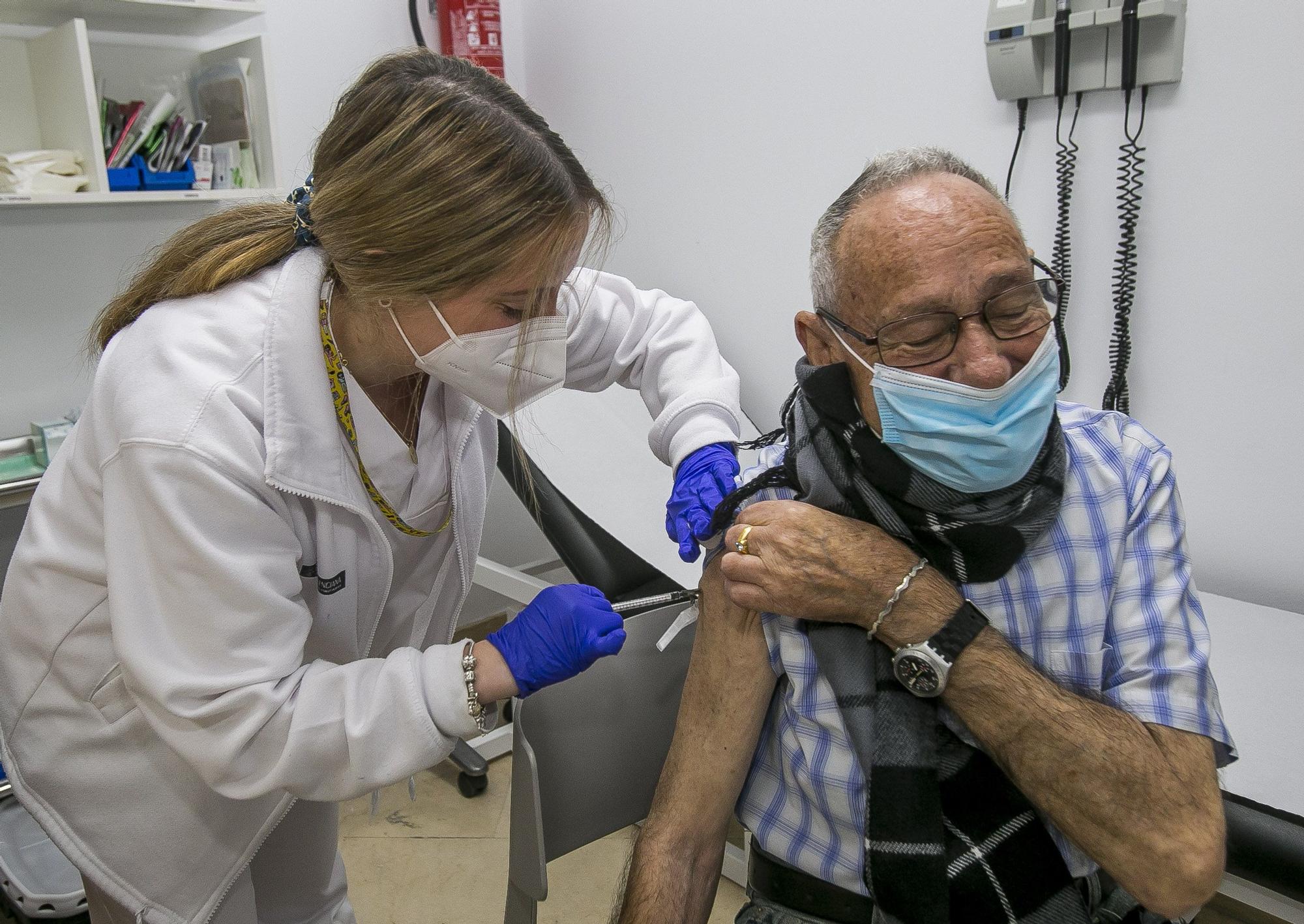 24/02/2021 | Vacunación mayores de 80 Centro de Salud Santa Faz