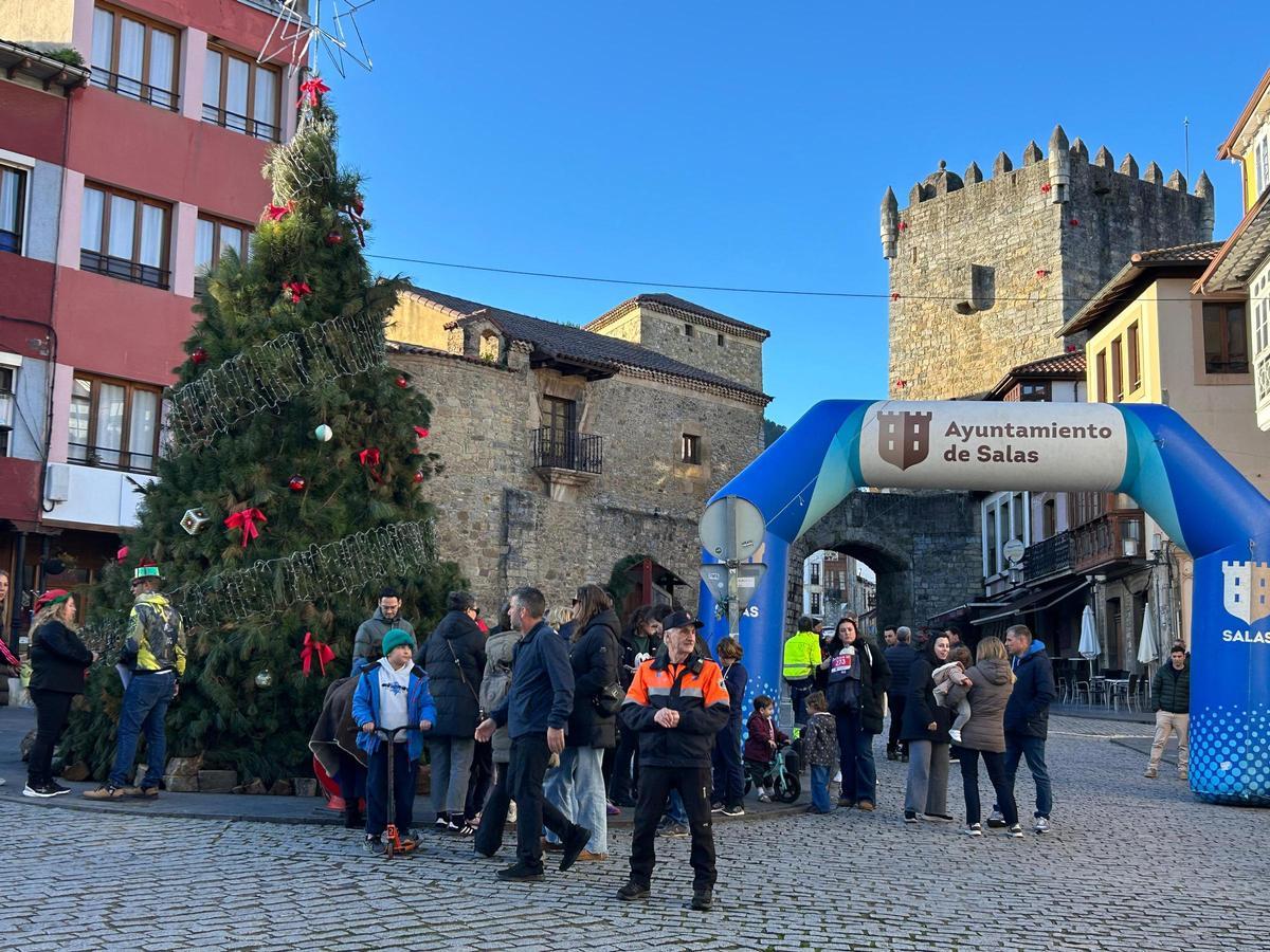 EN IMÁGENES: Así fue la San Silvestre de Salas, con más de 200 corredores de todas las edades