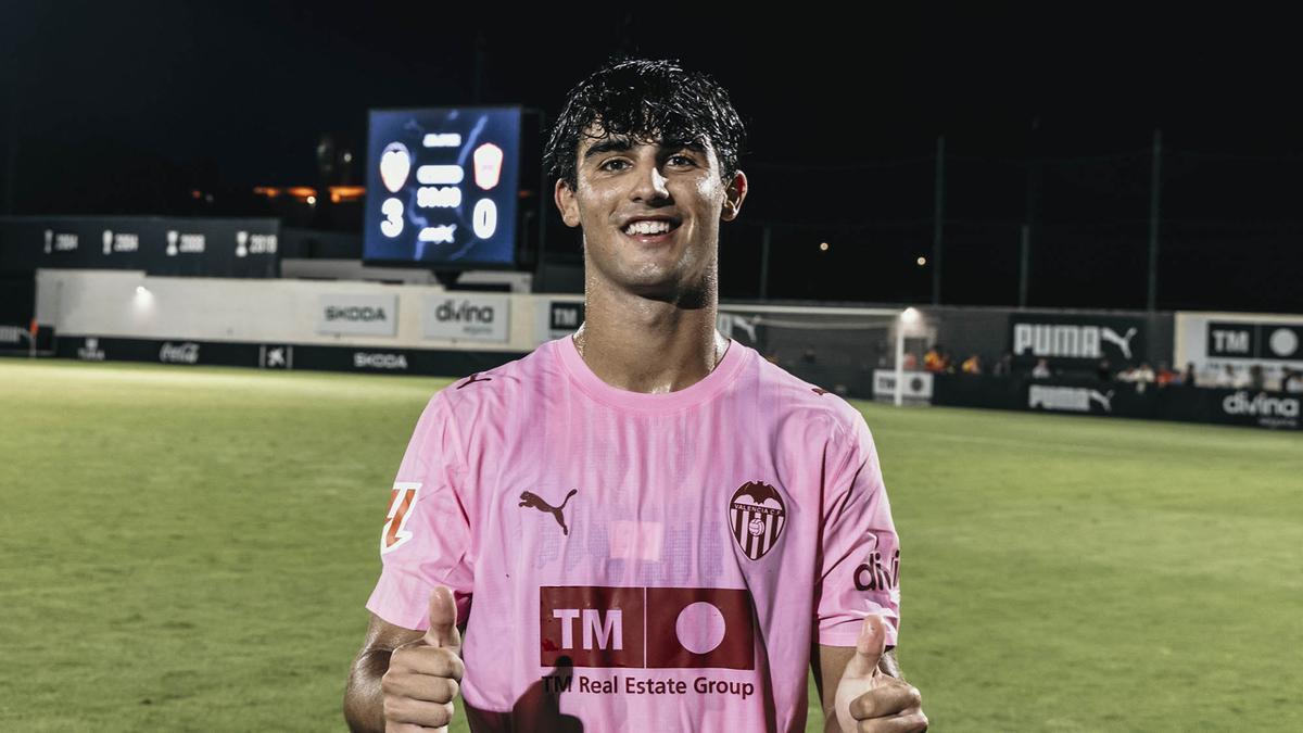 Rodrigo Gamón después de debutar con el Valencia CF