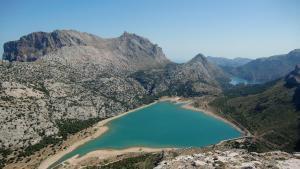 Embalse de Cúber, desde el puig de lOfre