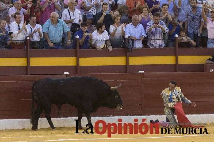 Segunda corrida de Feria: Enrique Ponce, Manzanares y Cayetano