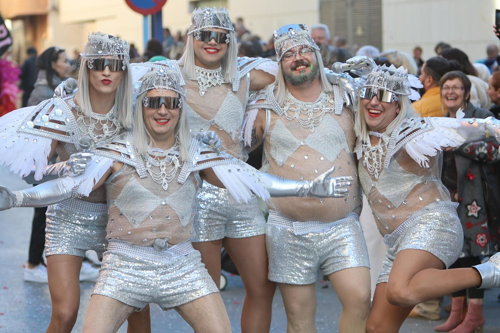 Las mejores imágenes del desfile concurso de Carnaval de Torrevieja 2024 están aquí