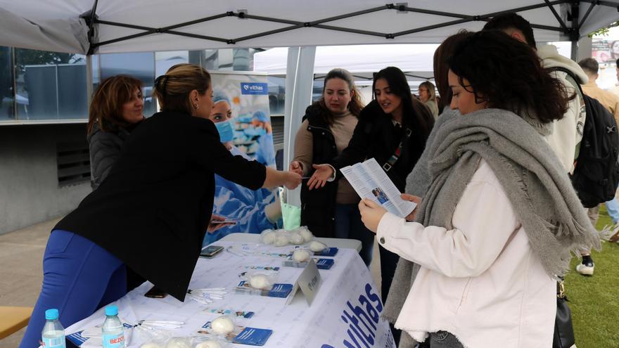 El CEU reúne a una veintena de entidades sanitarias en una jornada de empleabilidad