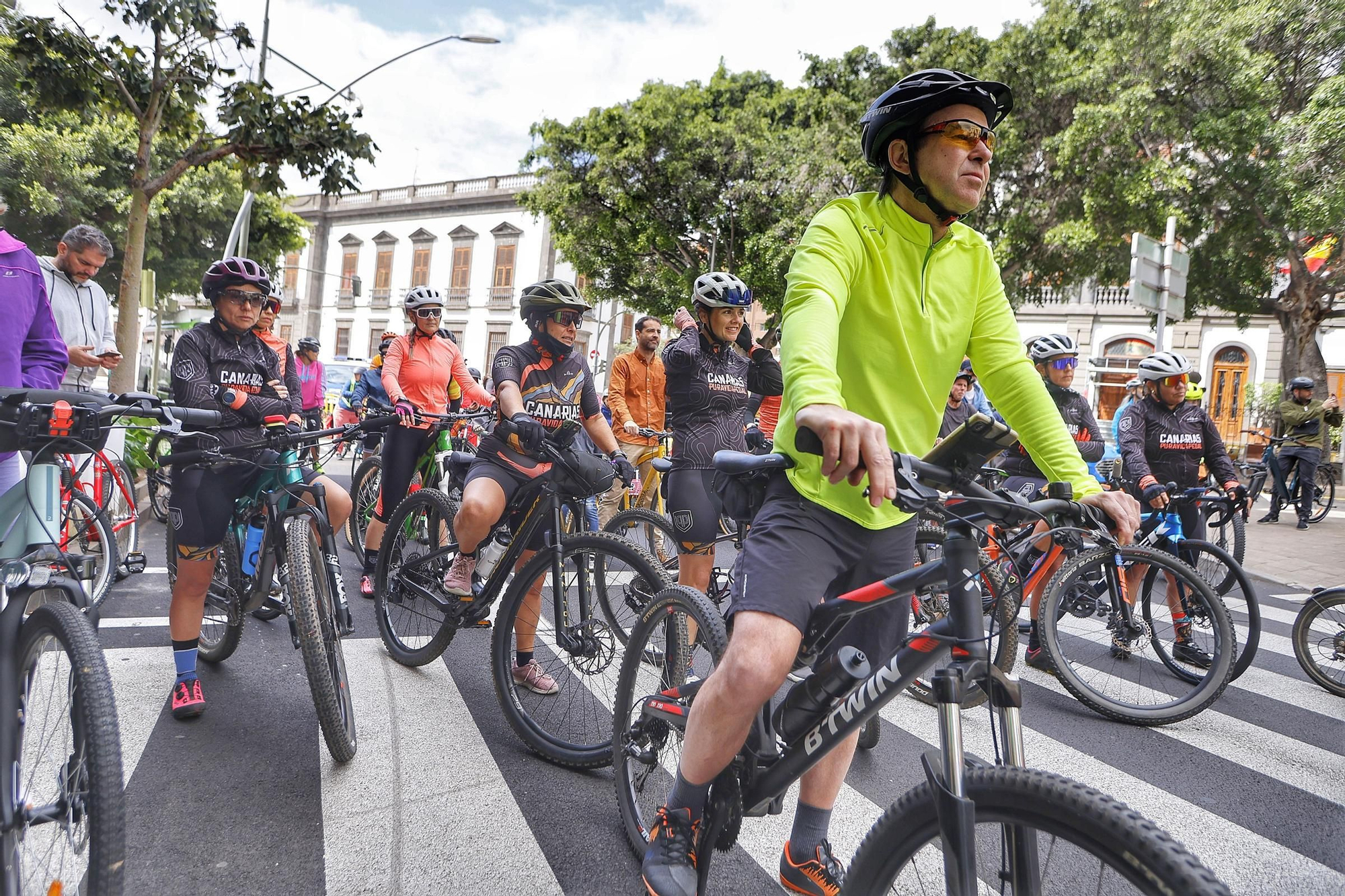 Manifestación a favor de los carriles bicis en Santa Cruz de Tenerife