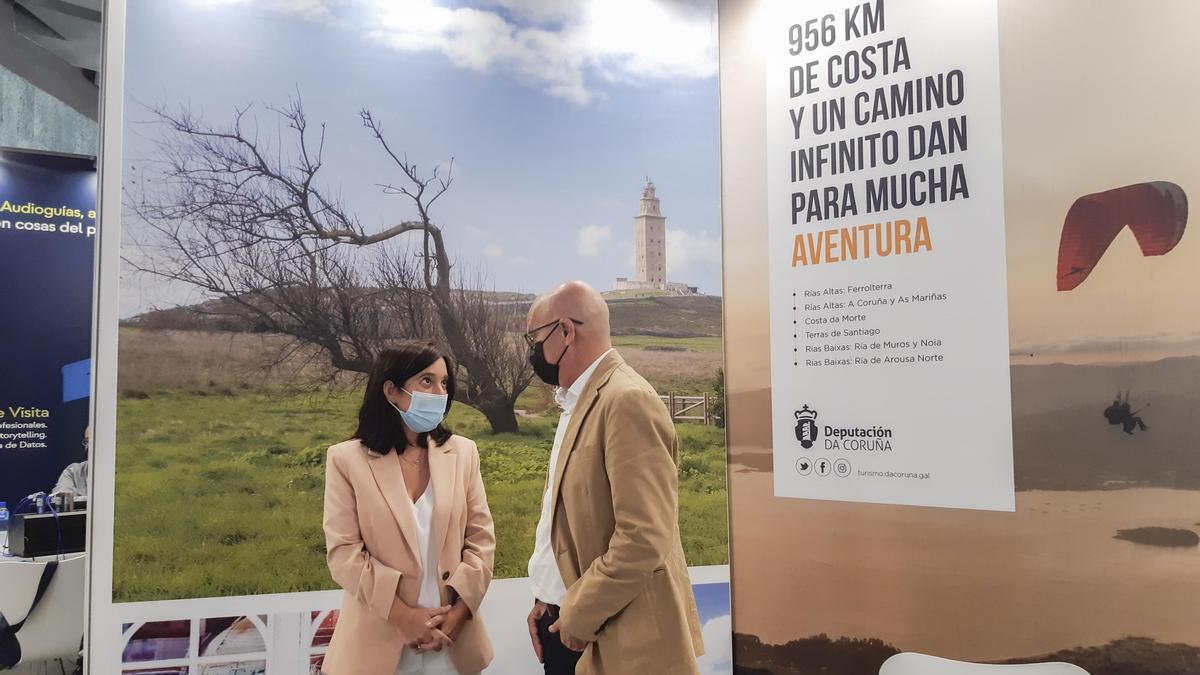 Inés Rey y Xosé Regueira en la feria CM Málaga de turismo cultural.