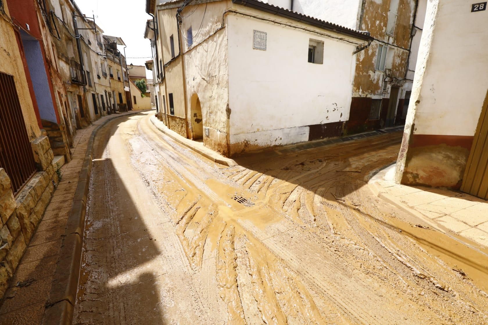 En imágenes | Así ha quedado Azuara tras la fuerte tormenta que causó destrozos este viernes