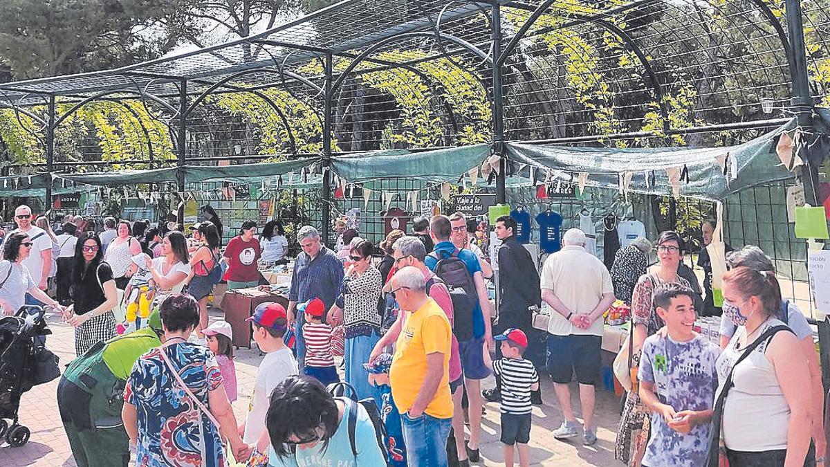 Imagen del ambiente festivo que se vivió en la Lonja de Comercio Justo el año pasado