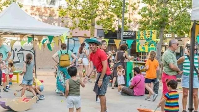 Imagen de archivo de una actividad de 'Jugamos en las plazas'.