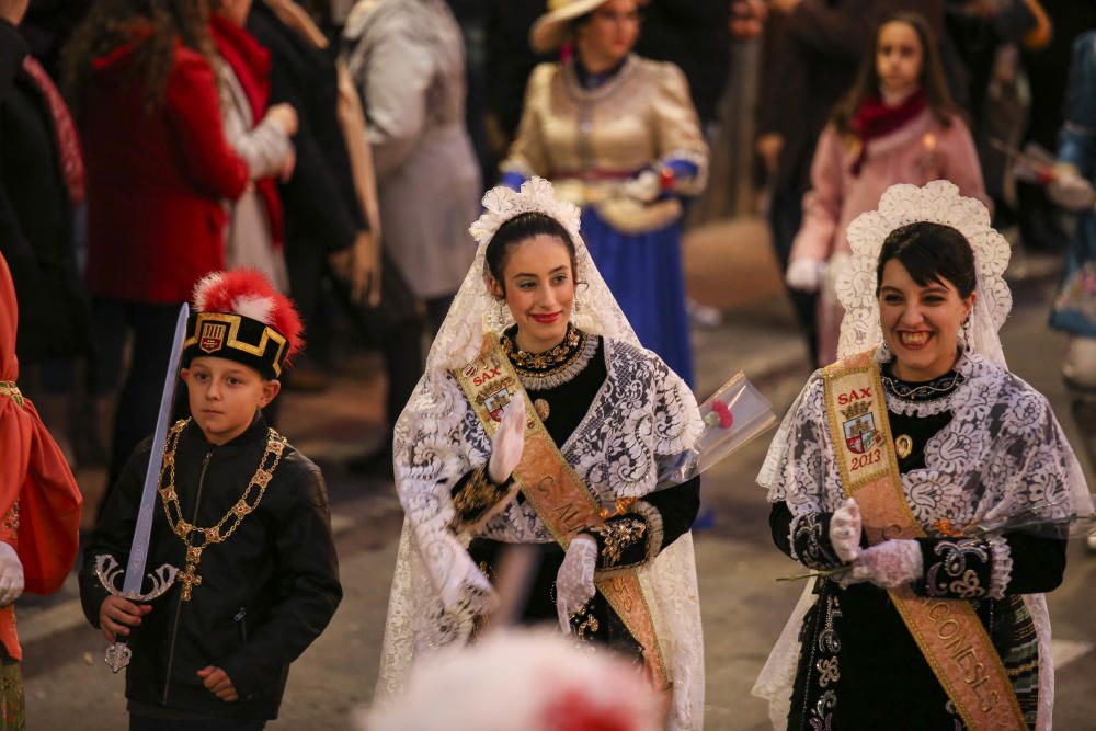 Medio millar de cargos festeros celebran la efeméride con un acto histórico de homenaje a las capitanías a tres semanas del inicio de los Moros y Cristianos