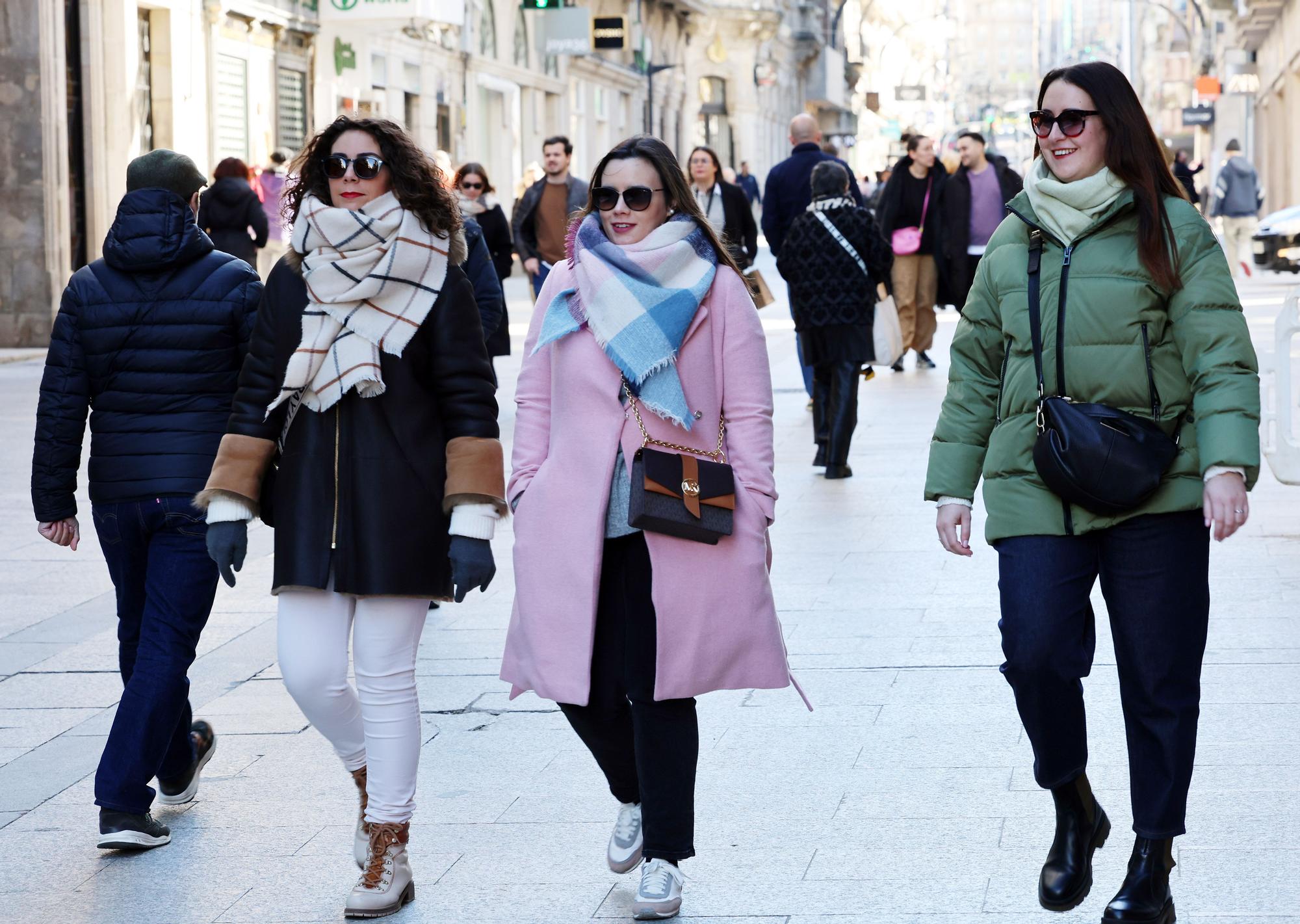 Gafas de sol maridan con gorros y bufandas