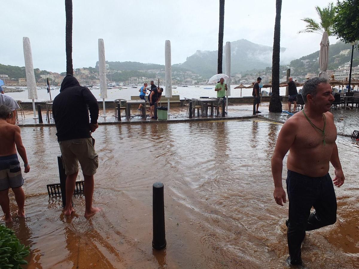 Los efectos de la DANA en Port Sóller, en imágenes