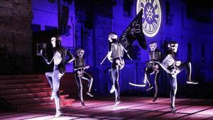 Un ball d’esquelets en plena nit: la tradició de Setmana Santa que segueixen en aquest poble de Catalunya