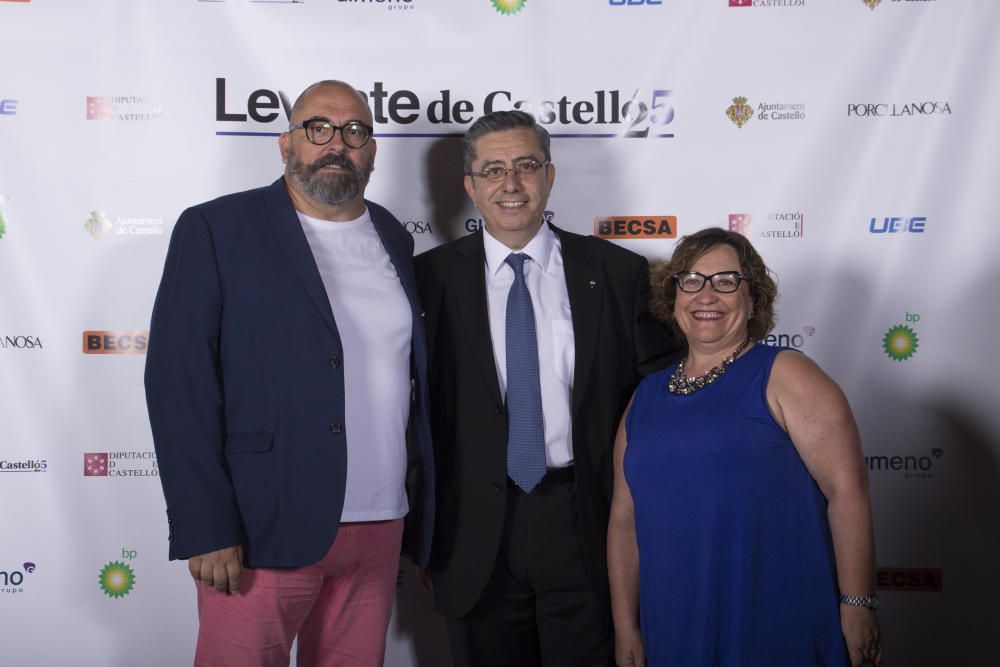 El vicealcalde de Castelló, Enric Nomdedéu; el delegado de Levante de Castelló, Pepe Beltrán, y la regidora de Compromís Ali Brancal.