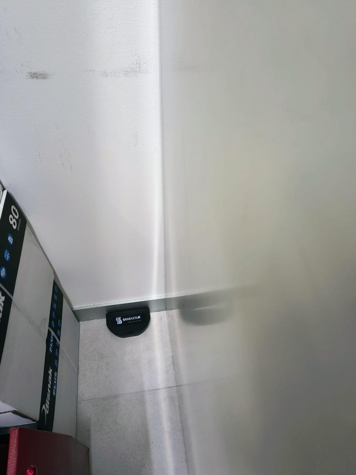 Una de las trampas para ratones colocadas.