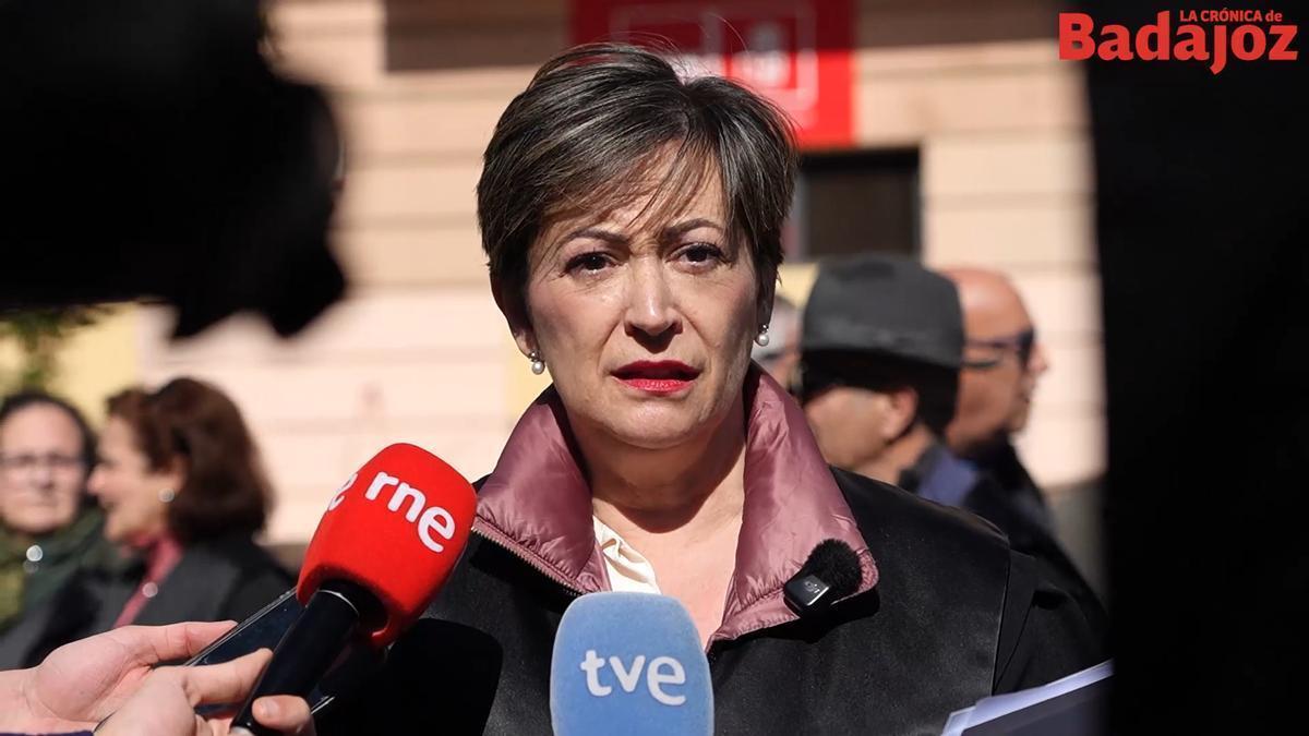 VIDEO | Concentración de los abogados mutualistas frente a la sede del PSOE de Badajoz