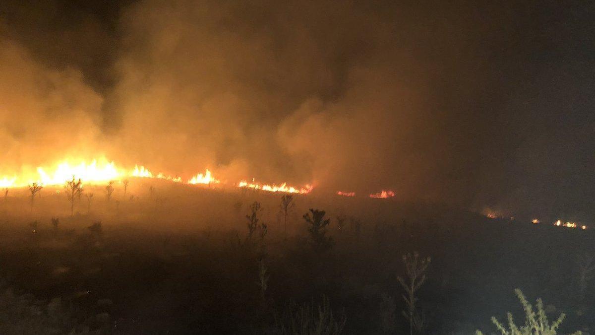 Arden diez hectáreas junto al yacimiento de Ategua