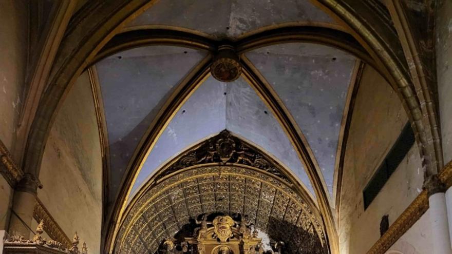 Rutes singulars pel patrimoni de la ciutat. Visita a l&#039;exposició Gaudí i les 40 hores i al monestir