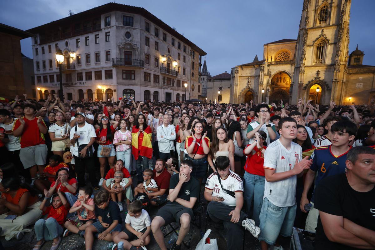 Así se vivió el partido de España contra Francia en Oviedo