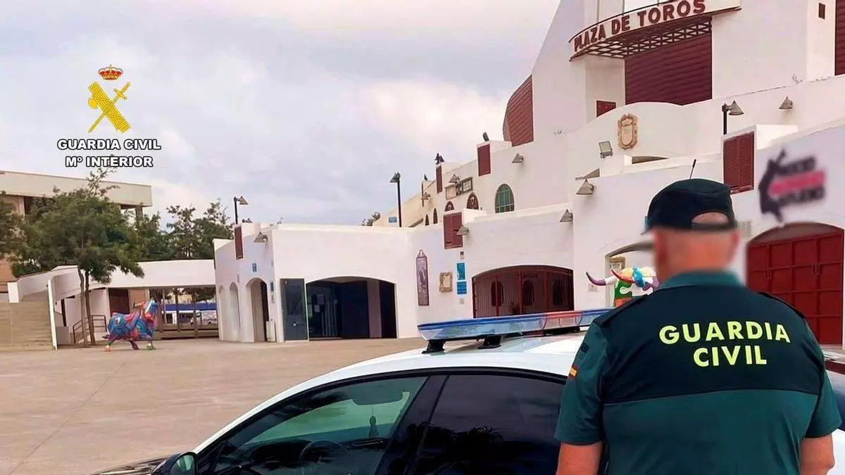 Hallan un cadáver "sin signos de violencia" en una zona abrupta de la A-7 en Almería