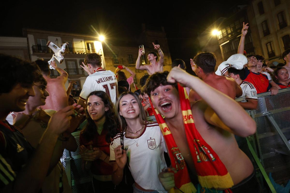 Las celebraciones del Mundial en Avilés, en imágenes