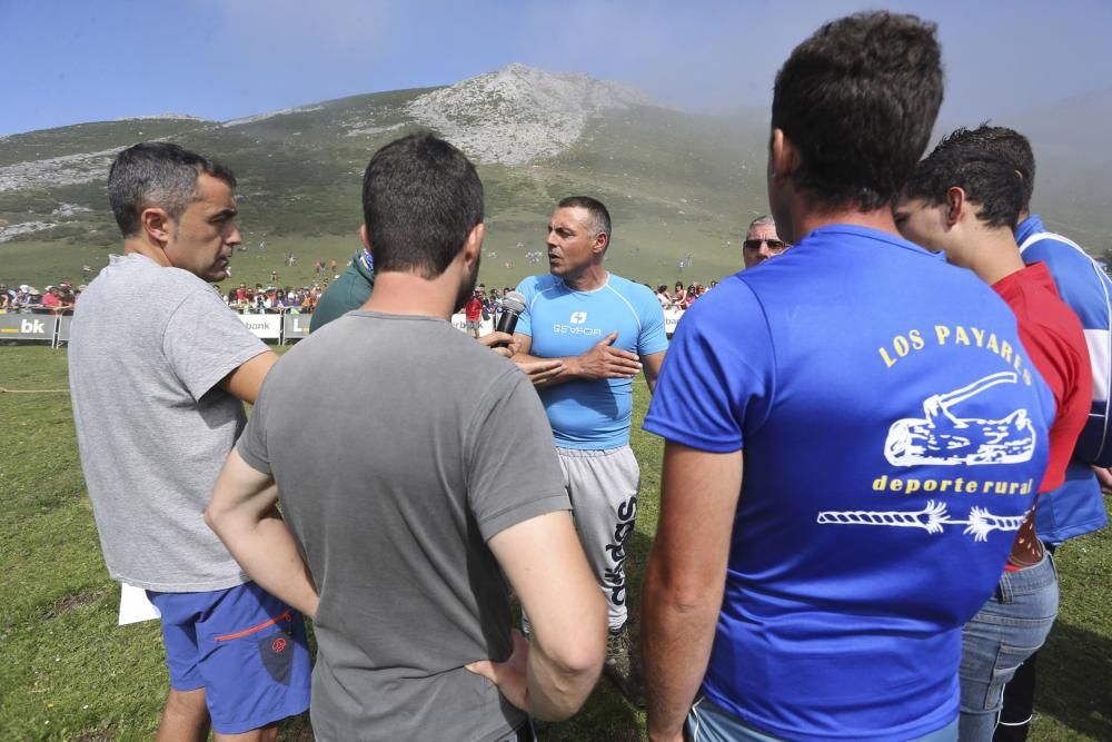 Fiesta del Pastor en el lago Enol