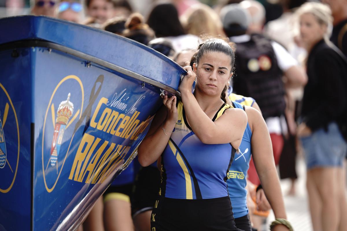 LLEGAN LAS TRAINEIRAS A RIAZOR