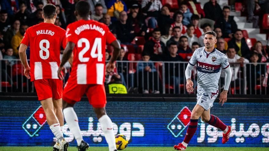 El 1-0 del Almería en el Almería 1-0 Levante de la jornada 33 de LaLiga Hypermotion