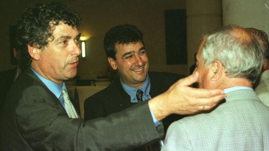 José María Casas, junto a Ángel María Villar, presidente de la RFEF