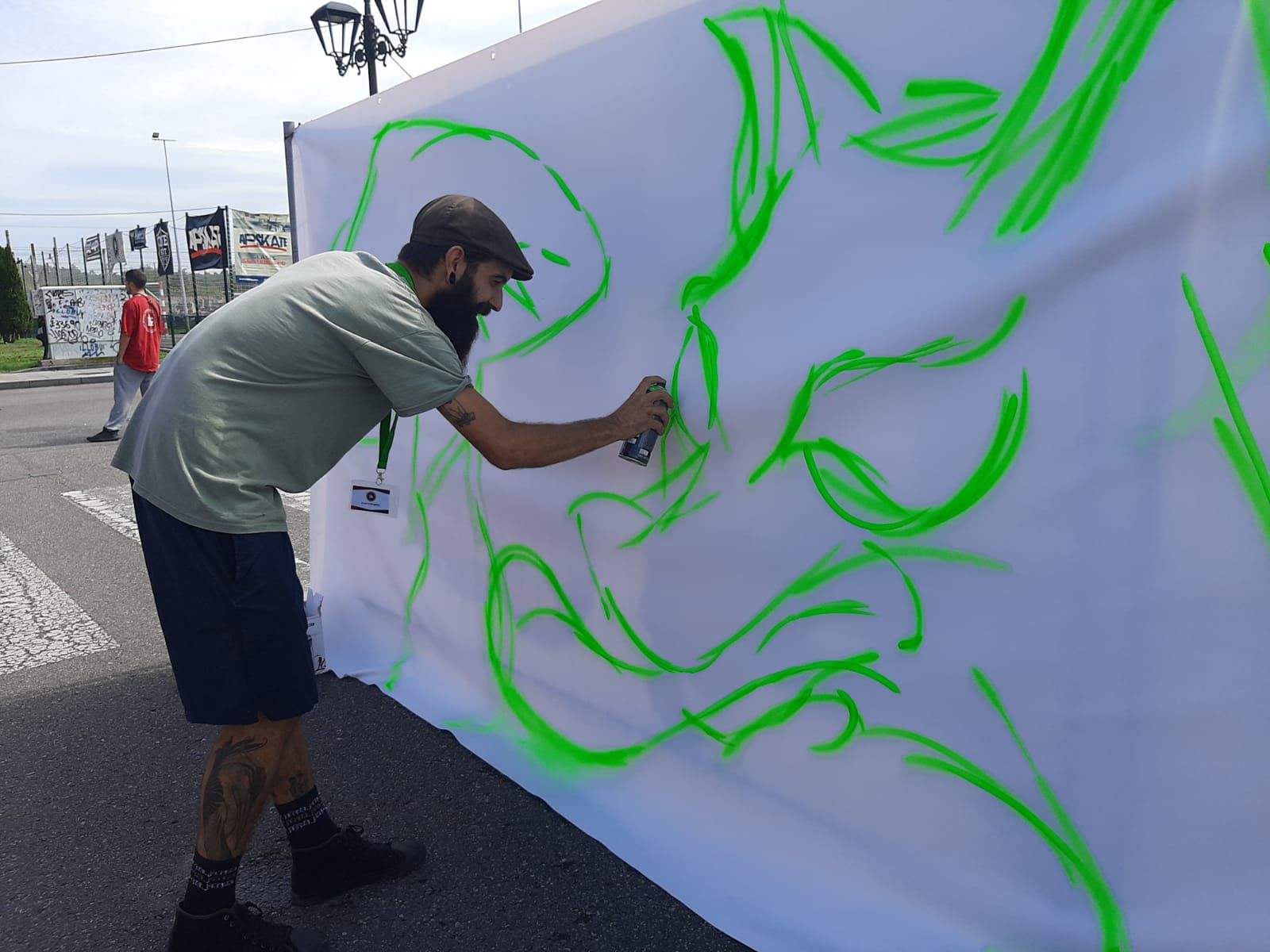 Lleno por festival urbano en Llanera: todas las imágenes de la sesión de graffiti en Lugo