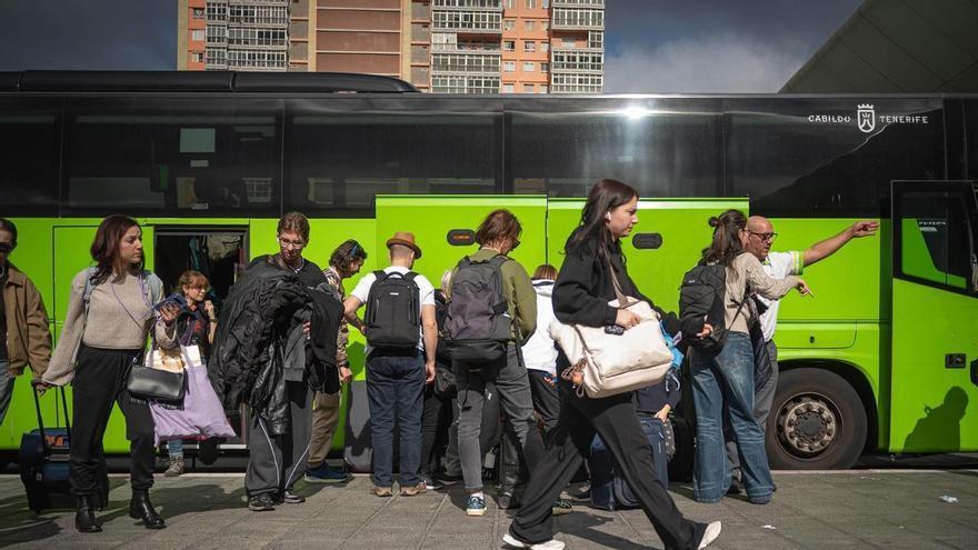 El Cabildo de Tenerife propone otorgar condición de policía administrativa al personal de Titsa para frenar las agresiones