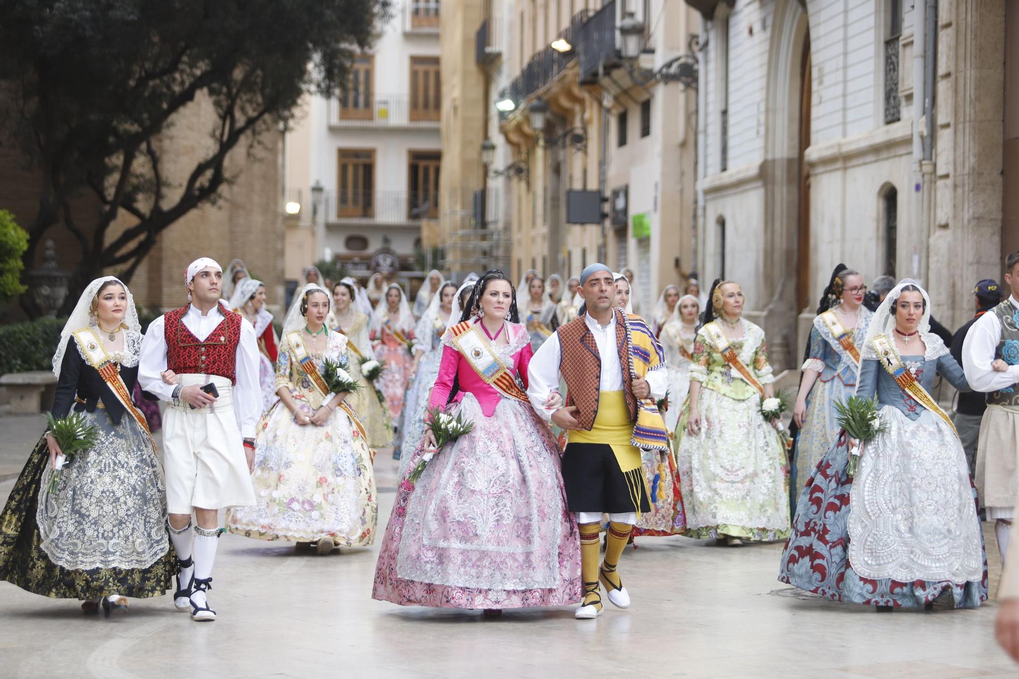 Búscate en el segundo día de la Ofrenda en la calle San Vicente hasta las 17 horas