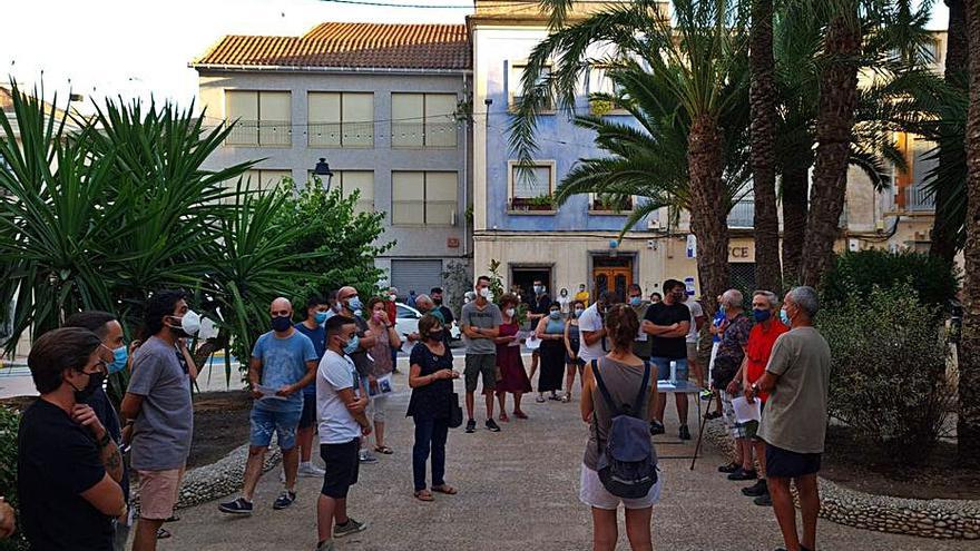 La concentración contra las plantas solares en Monóvar.