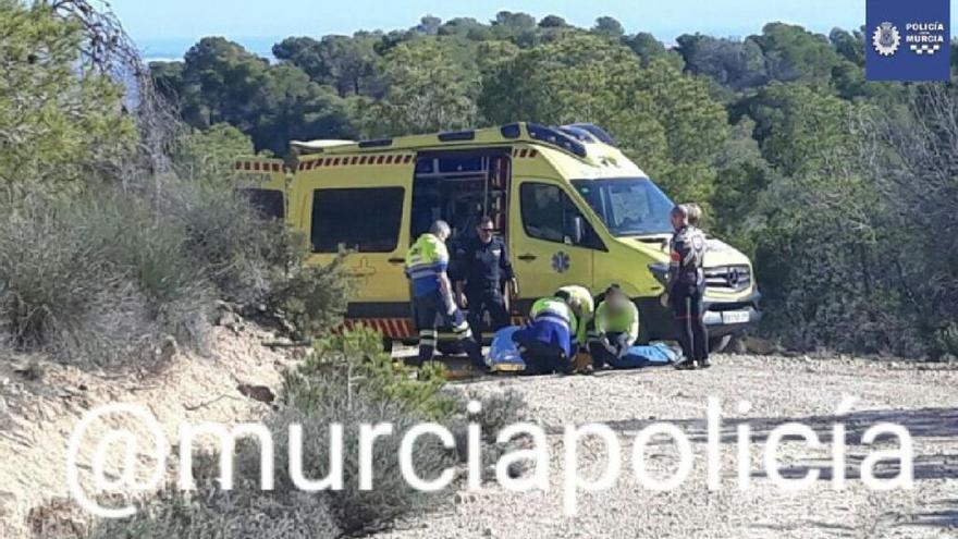 Un accidente entre una bicicleta y una moto se salda con dos heridos