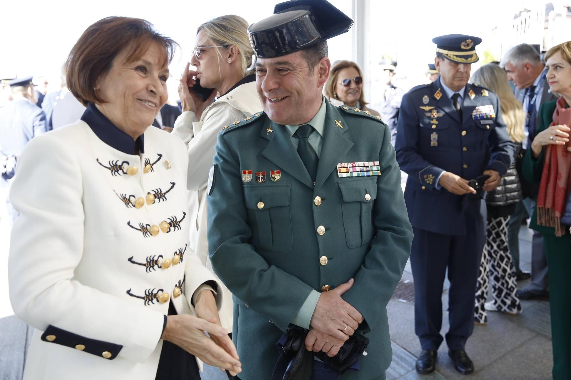 EN IMÁGENES: Así fue la revista naval  del Rey Felipe VI y la exhibición aérea en Gijón por el Día de las Fuerzas Armadas