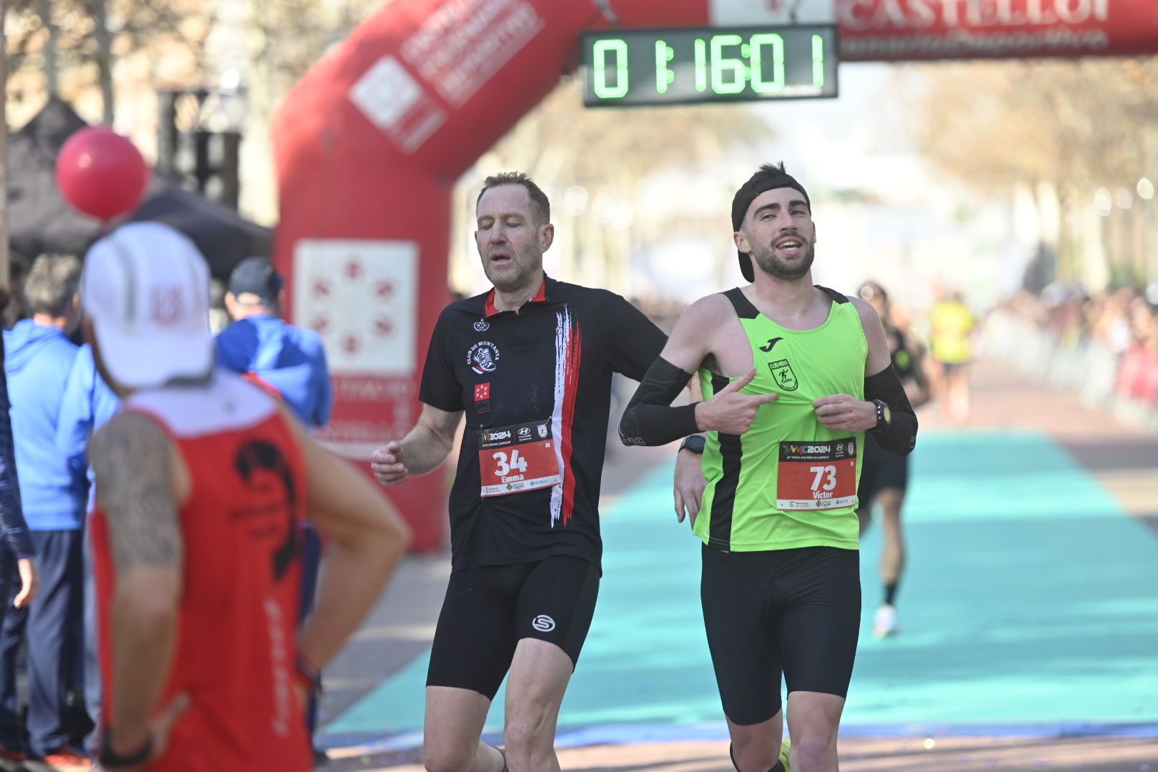 Las mejores fotos: Búscate en la galería de imágenes de la 39ª Media Maratón de Castelló