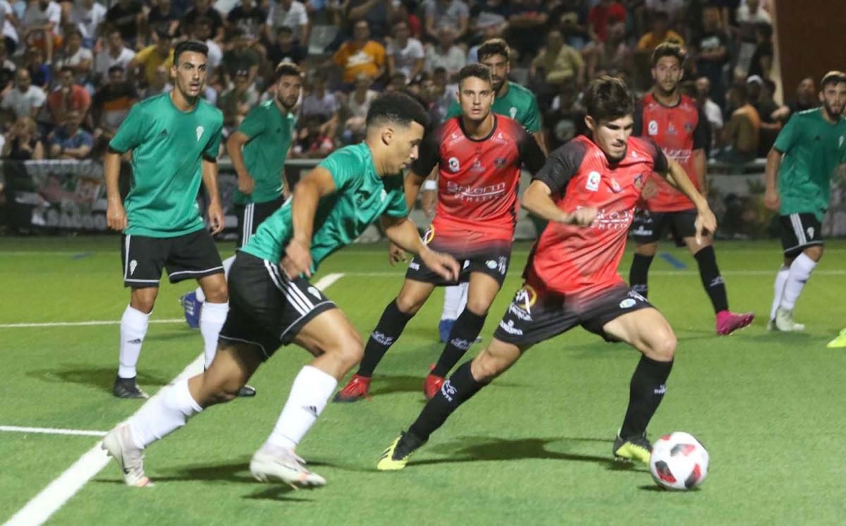 Victoria del Córdoba CF en Puente Genil