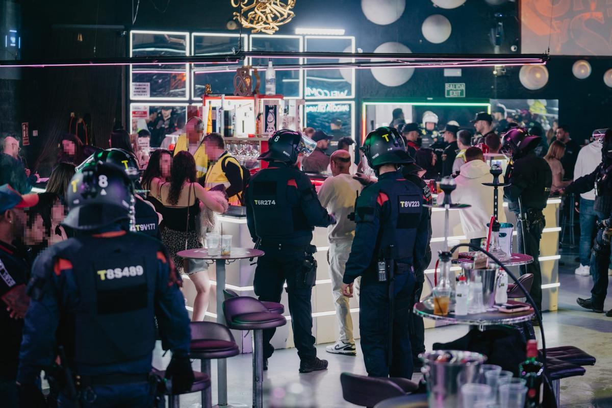 Dispositivo policial en Terrassa
