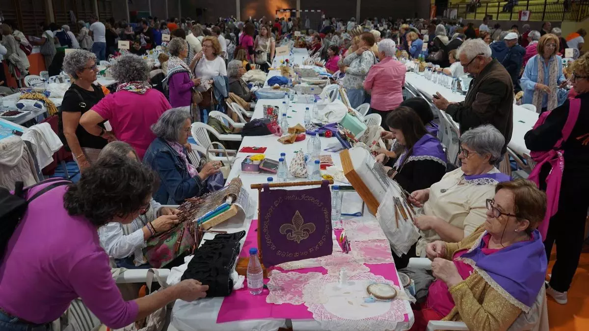 Las encajeras, a cubierto