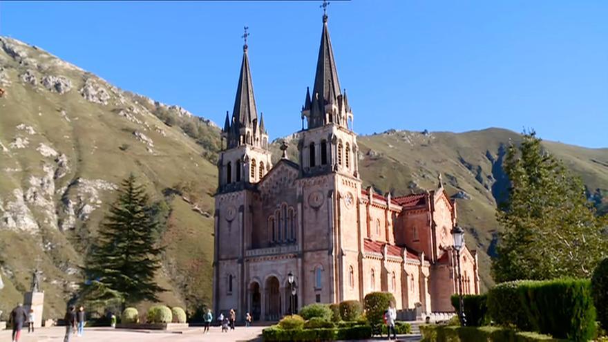 Las campanas de Covadonga repican en honor a la princesa de Asturias
