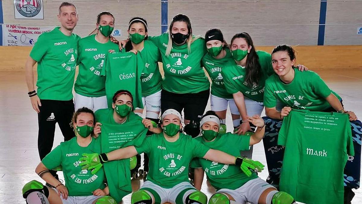 Las jugadoras del Liceo celebran el ascenso a la OK Liga femenina. |  // LA OPINIÓN